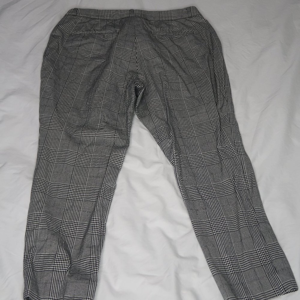 BANANA REPUBLIC Curve Plaid Ankle Pants
